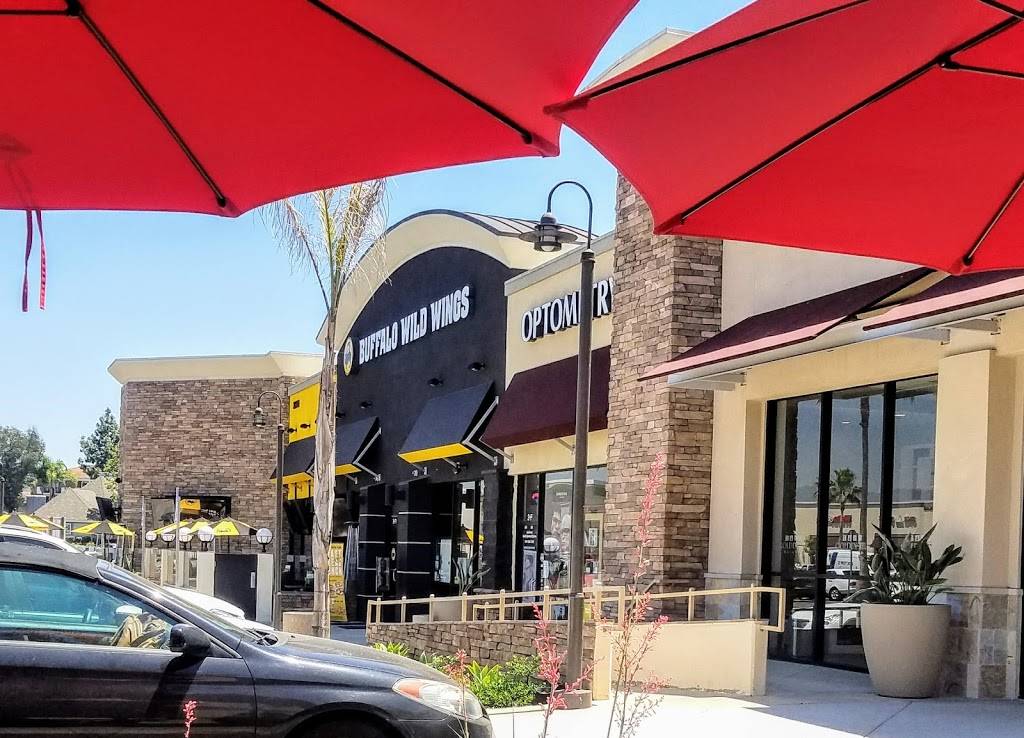 Buffalo Wild Wings | restaurant | 23600 Rockfield Blvd, Lake Forest, CA 92630, USA | 9495889464 OR +1 949-588-9464