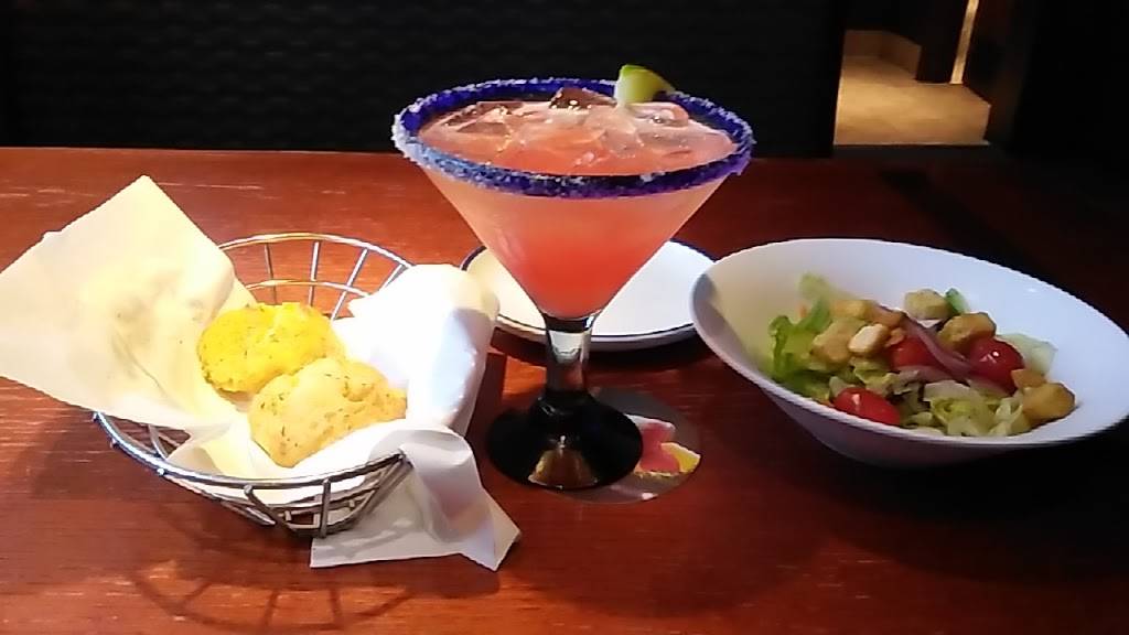 Red Lobster | restaurant | 3780 Sports Arena Blvd, San Diego, CA 92110, USA | 6192261057 OR +1 619-226-1057