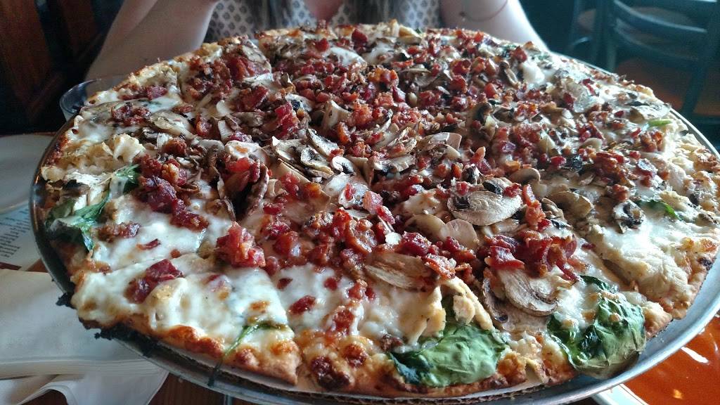JJ Twigs Pizza & Pub | restaurant | 5600 Hampton Ave, St. Louis, MO 63109, USA | 3148336700 OR +1 314-833-6700