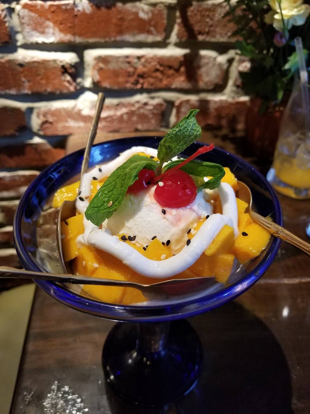 Nickys Thai Kitchen | restaurant | 903 Penn Ave, Pittsburgh, PA 15222, USA | 4124718424 OR +1 412-471-8424