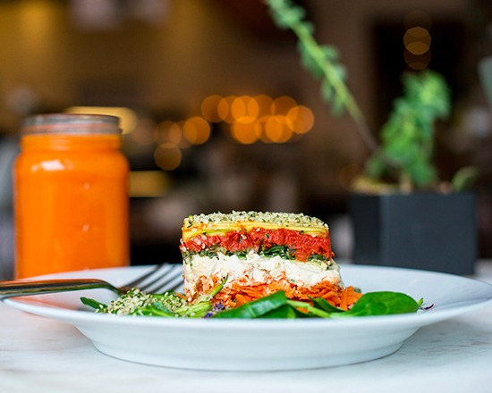 Beaming Organic Superfood Cafe: Brentwood | cafe | 131 S Barrington Ave, Los Angeles, CA 90049, USA | 3102997538 OR +1 310-299-7538