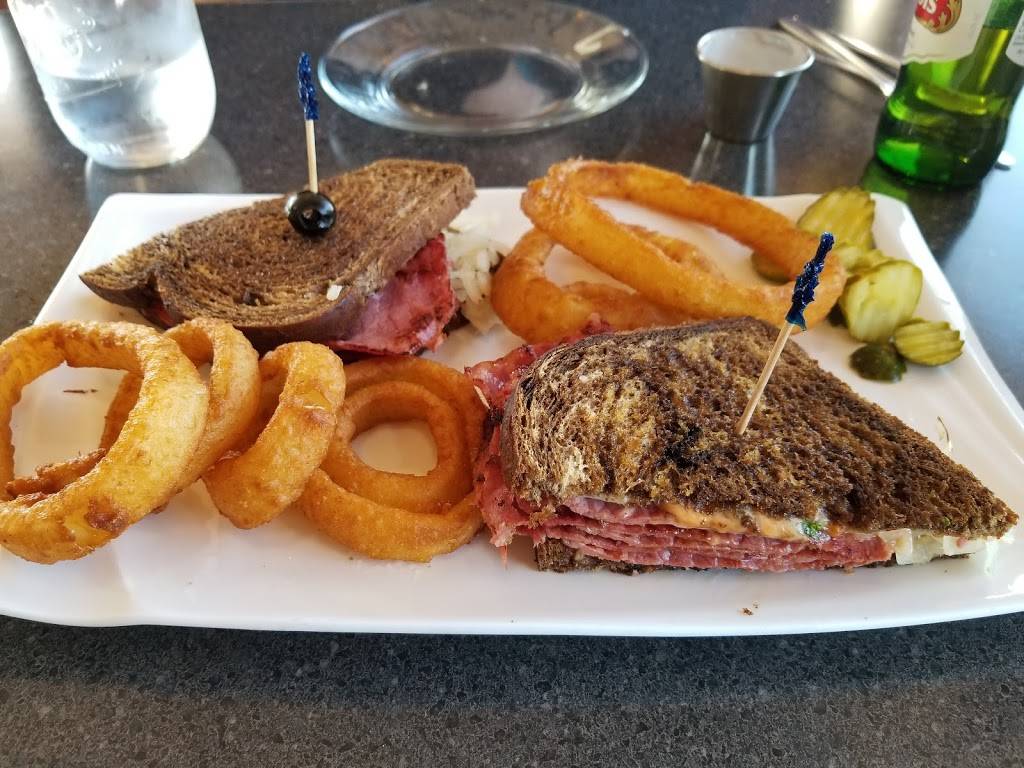 The Big Elk Restaurant | restaurant | 707 E Washington St, Sequim, WA 98382, USA | 3603287106 OR +1 360-328-7106