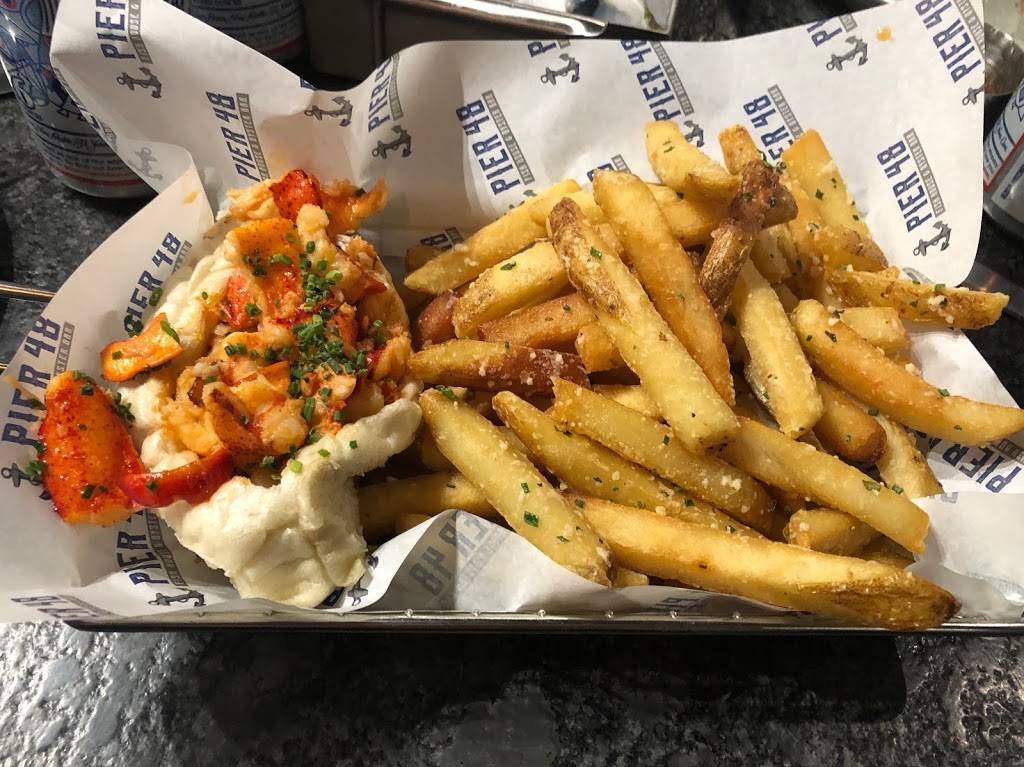 Pier 48 Fish House & Oyster Bar | restaurant | 130 S Pennsylvania St, Indianapolis, IN 46204, USA | 3175604848 OR +1 317-560-4848
