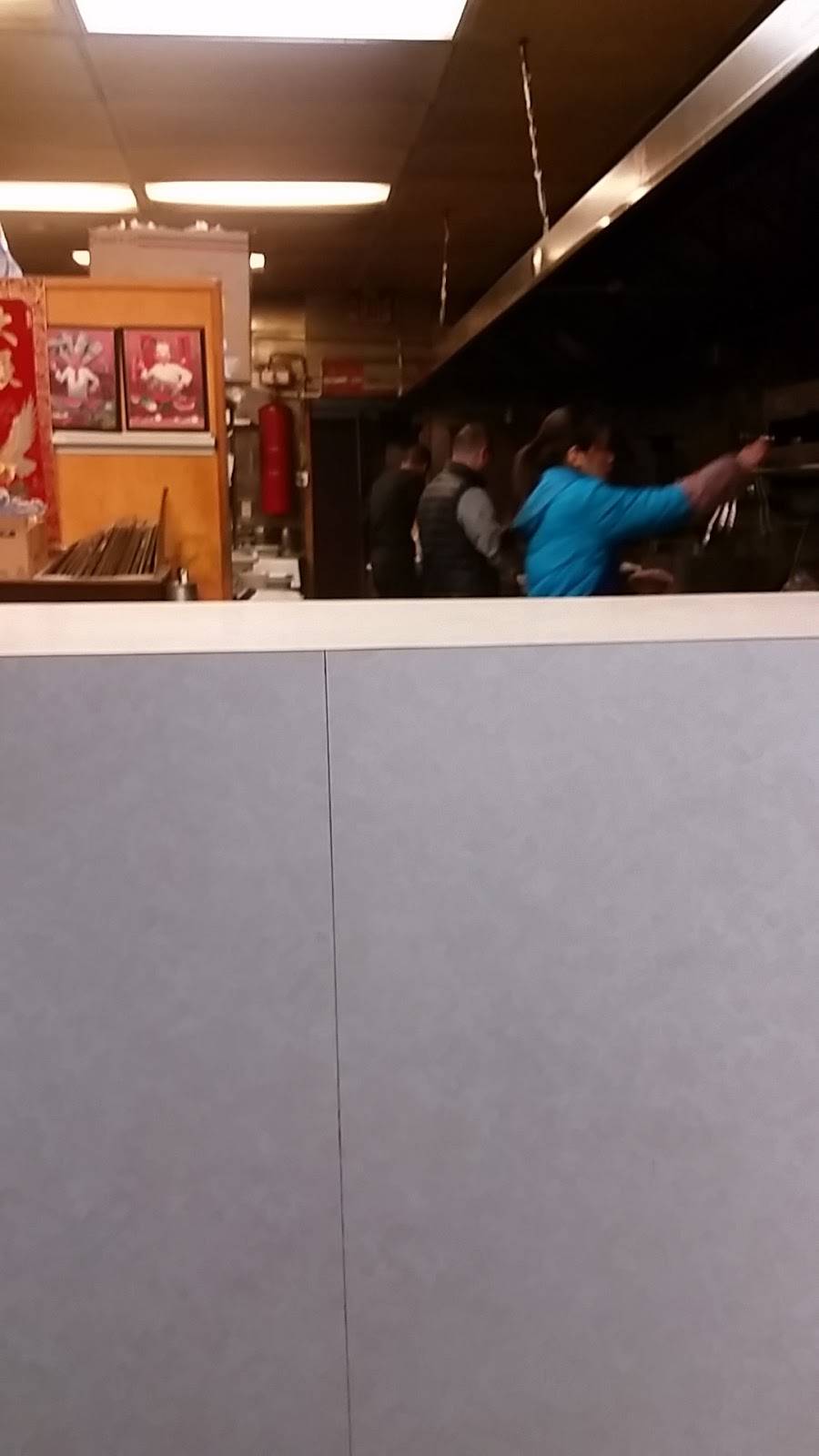 Main Moon | restaurant | 40 Main St #1, Hudson Falls, NY 12839, USA | 5187473652 OR +1 518-747-3652