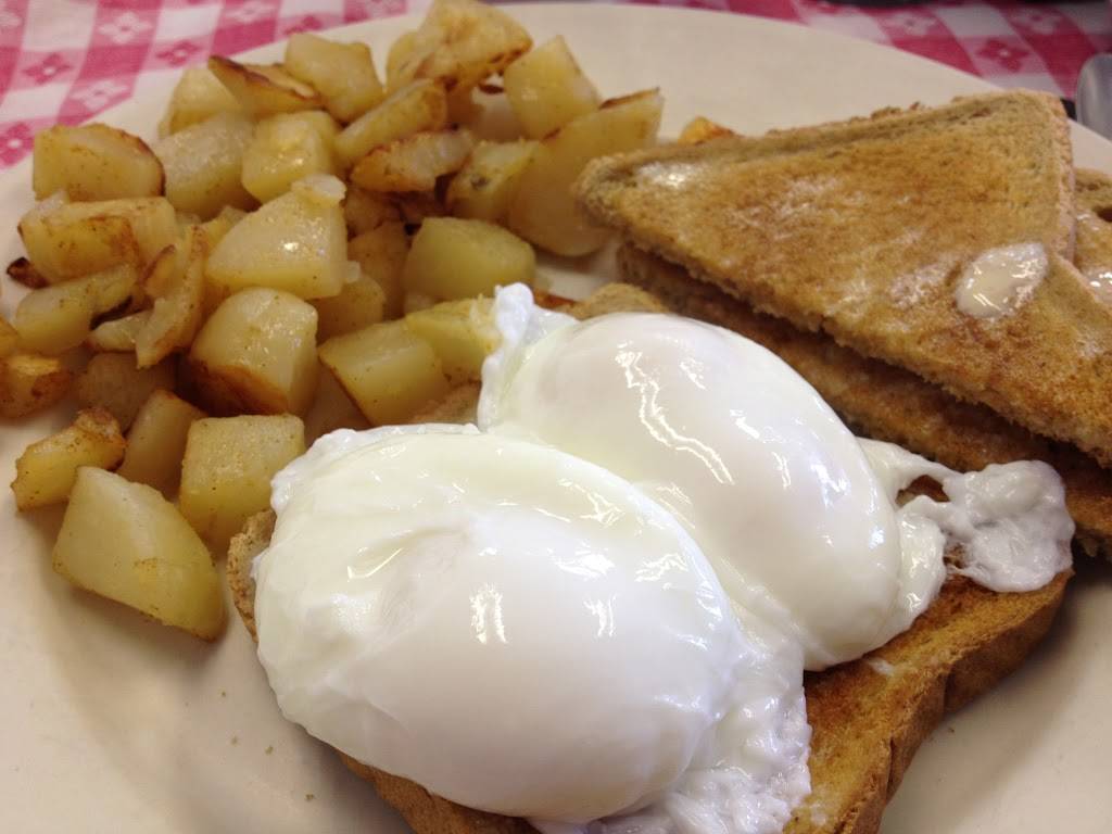 Auto Mile Diner | restaurant | 819 Portland Rd, Saco, ME 04072, USA | 2072840200 OR +1 207-284-0200