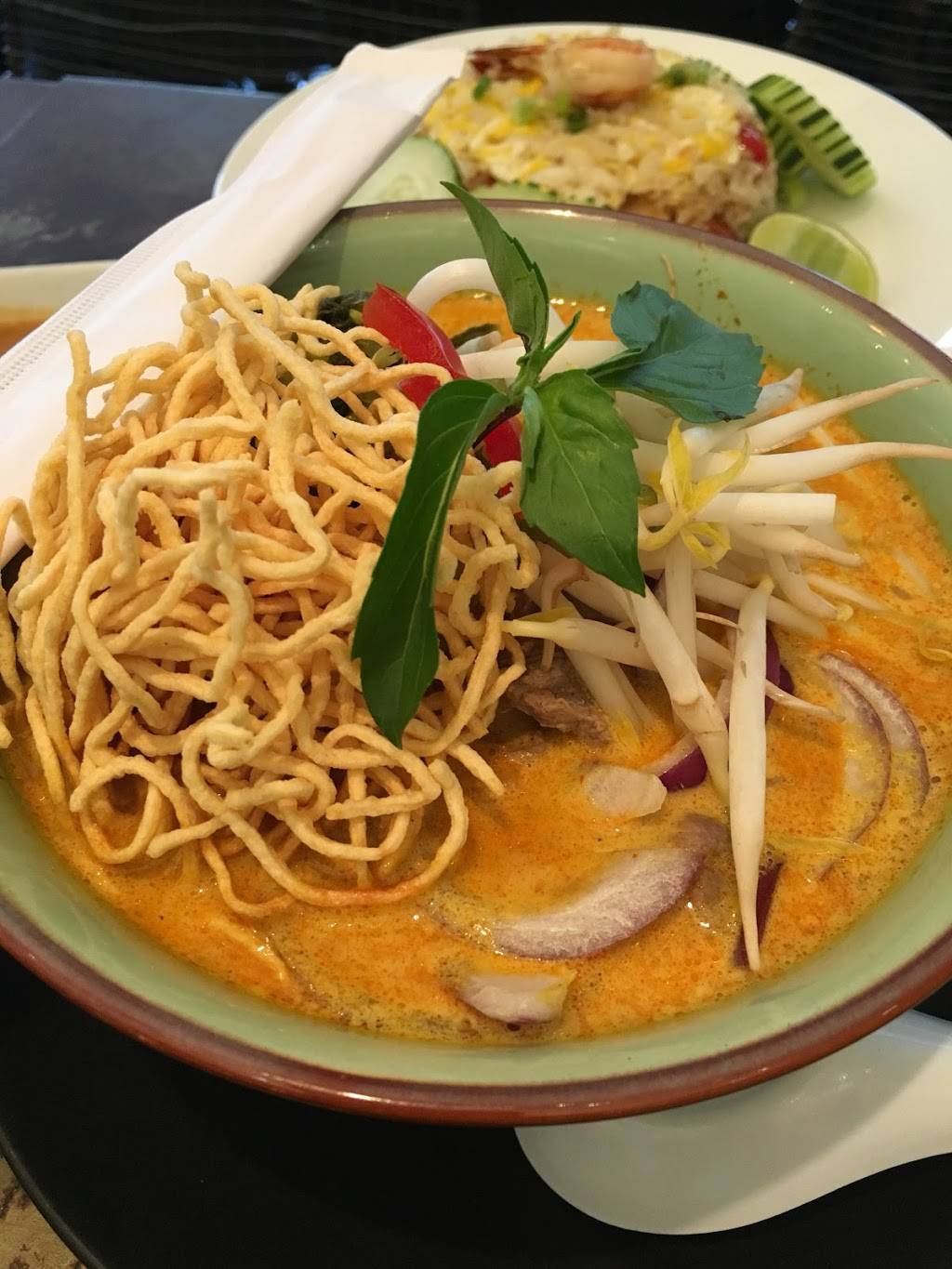 Pad Thai Noodle Lounge | restaurant | 114 8th Ave, New York, NY 10011, USA | 2126916226 OR +1 212-691-6226
