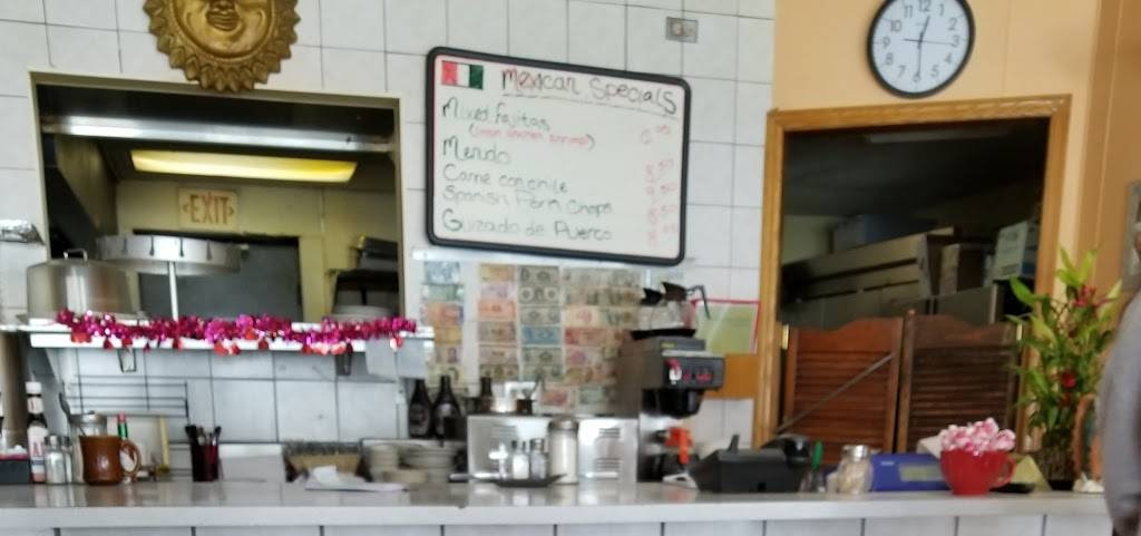 Cedar Cafe | restaurant | 1106 N Cedar Lake Rd, Round Lake Beach, IL 60073, USA | 8477409920 OR +1 847-740-9920