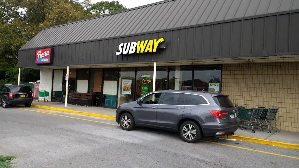 Subway | restaurant | 330 Connecticut Ave, Norwalk, CT 06854, USA | 2038318252 OR +1 203-831-8252