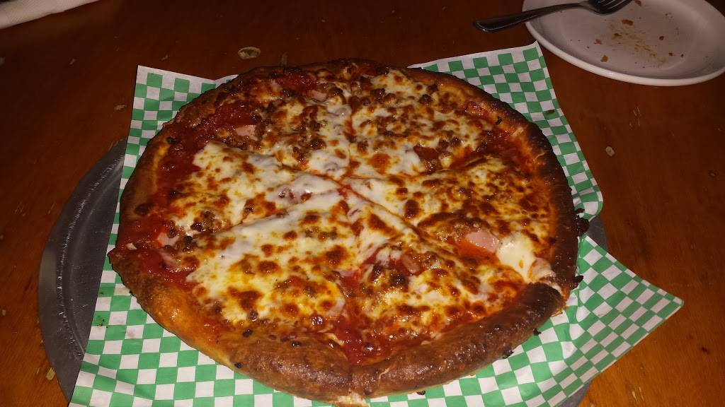 McNallys | restaurant | 7 N 6th St, Columbia, MO 65201, USA | 5734411284 OR +1 573-441-1284