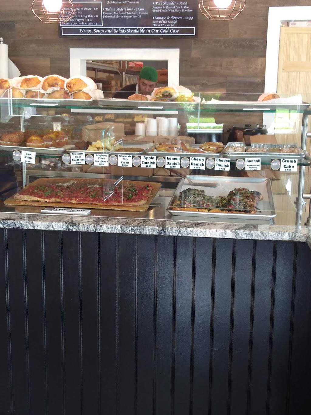 Bennies Bread & Italian Market | restaurant | 340 Ocean Ave, Ocean City, NJ 08226, USA | 6099384645 OR +1 609-938-4645