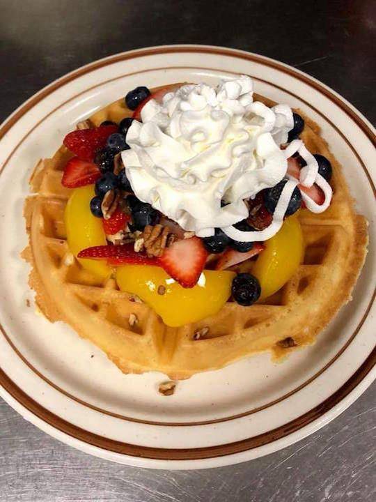 Country House Restaurant | restaurant | 10 3rd St, Lasalle, IL 61301, USA | 8154105054 OR +1 815-410-5054