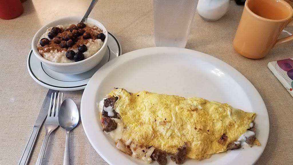 Kleifelds Restaurant | restaurant | 4048 Erie St, Willoughby, OH 44094, USA | 4409427646 OR +1 440-942-7646