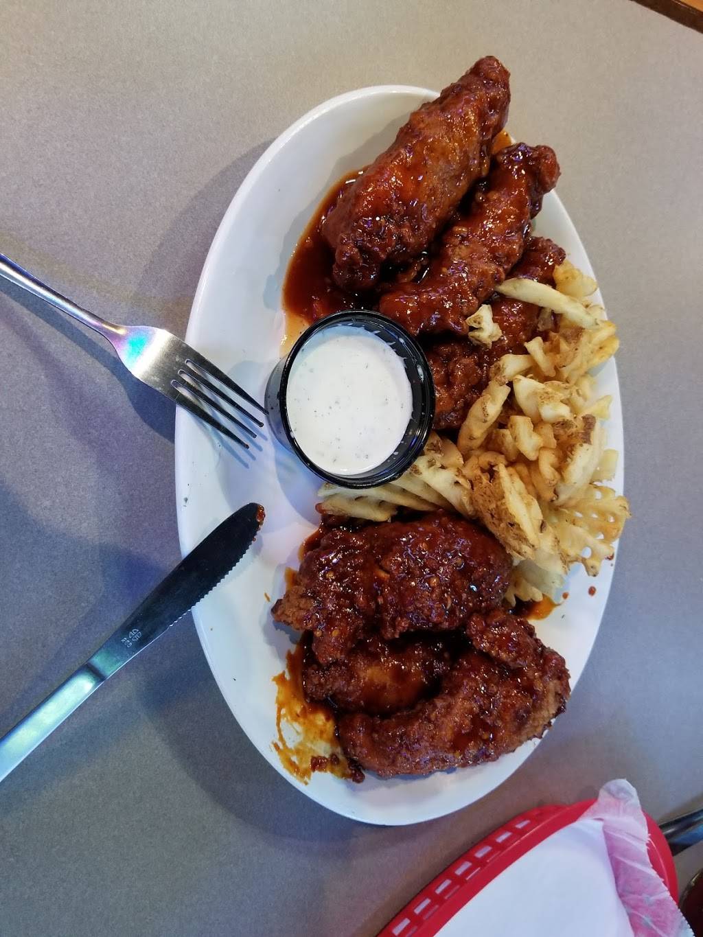 Pluckers Wing Bar | restaurant | 25310 Northwest Fwy, Cypress, TX 77429, USA | 2813739464 OR +1 281-373-9464