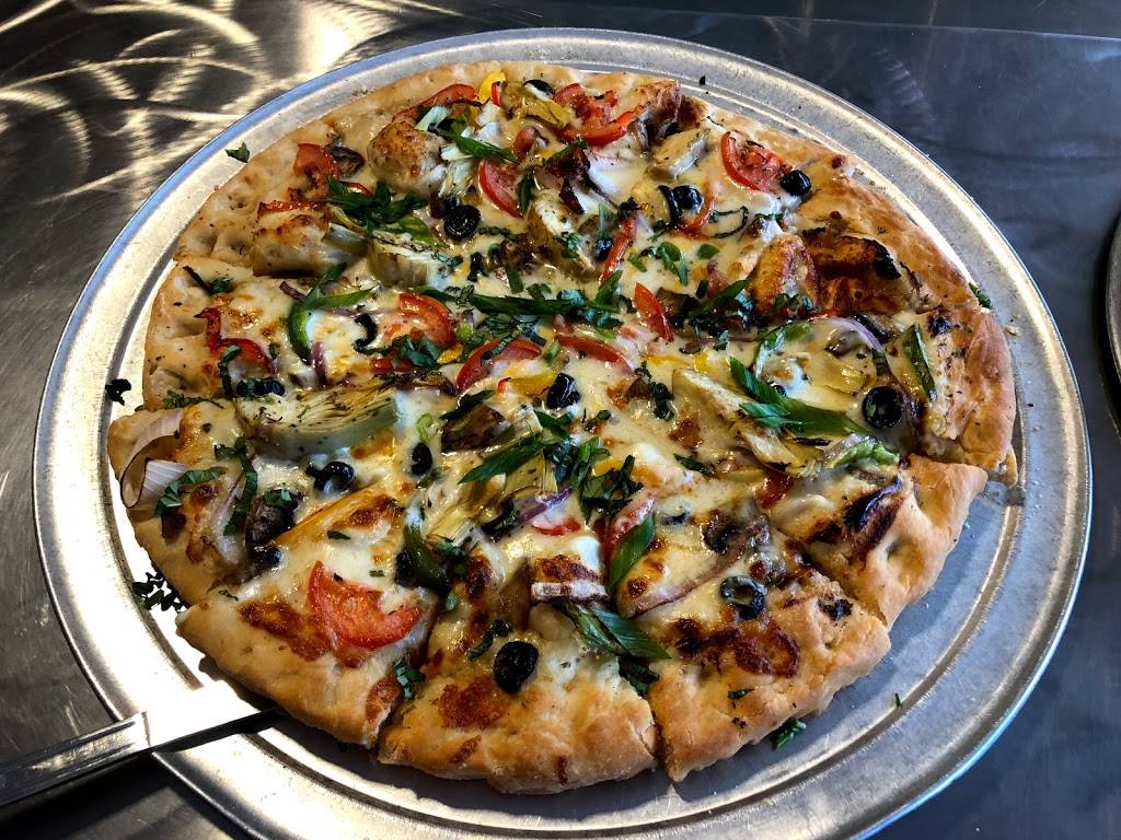 Premo Pizza - Under New Ownership | restaurant | 8887 N Chestnut Ave, Fresno, CA 93720, USA | 5592981122 OR +1 559-298-1122