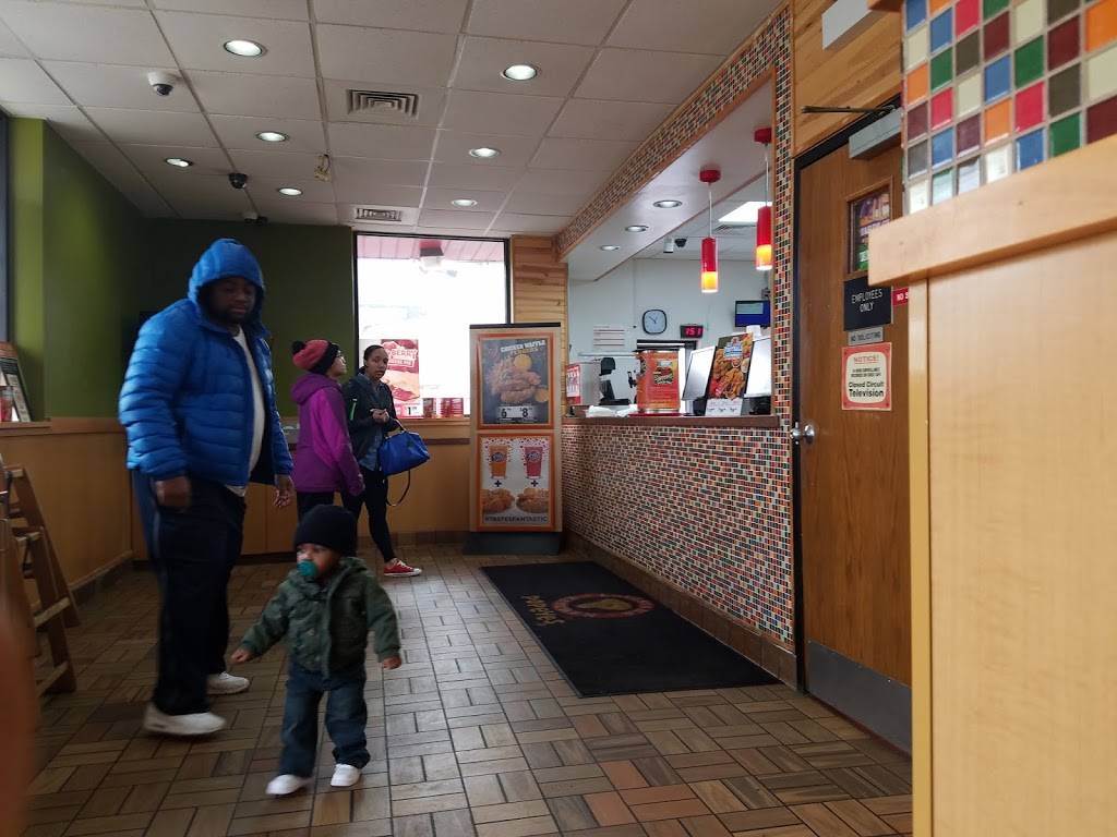 Popeyes Louisiana Kitchen | restaurant | 6740 Indianapolis Blvd, Hammond, IN 46324, USA | 2198443448 OR +1 219-844-3448