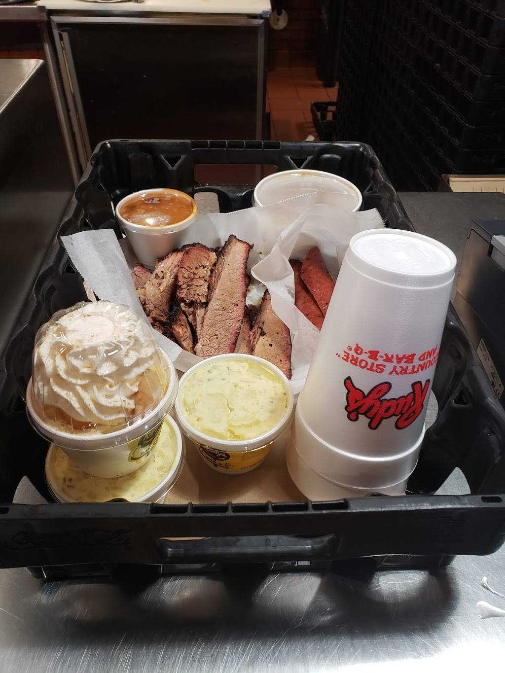 Rudys "Country Store" and Bar-B-Q | restaurant | 7300 W Chandler Blvd, Chandler, AZ 85226, USA | 4808746440 OR +1 480-874-6440