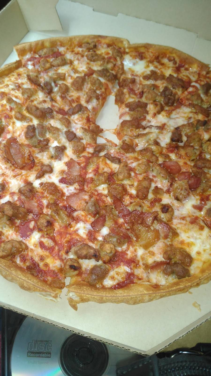 Pizza Hut | restaurant | 4400 North Fwy #D200, Houston, TX 77022, USA | 7136950384 OR +1 713-695-0384