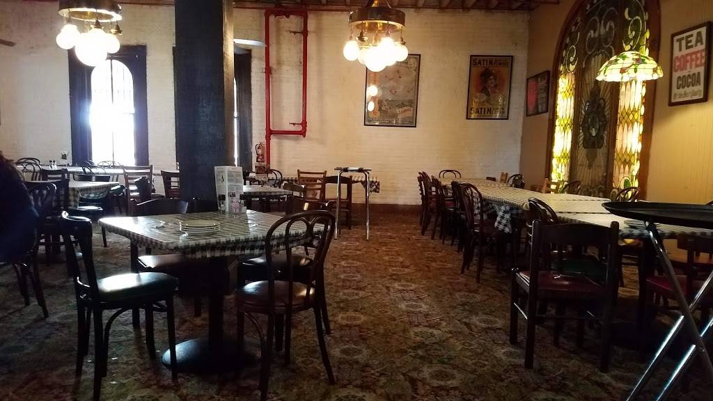 Spaghetti Warehouse | restaurant | 1226 E Houston St, San Antonio, TX 78205, USA | 2102991114 OR +1 210-299-1114