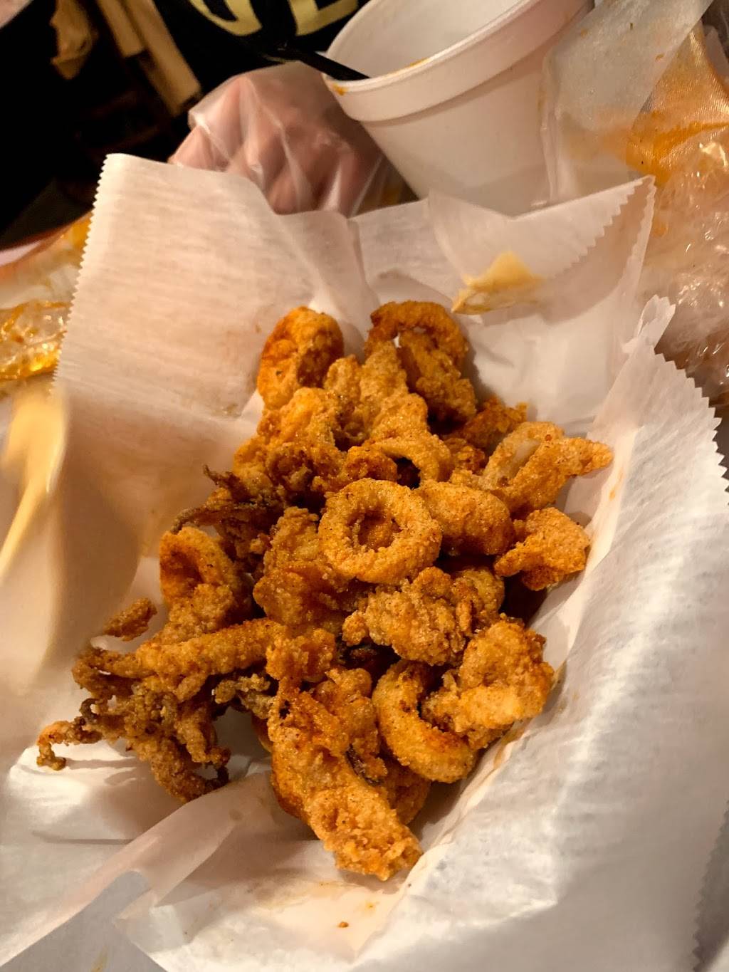 Shaking Crab (Clifton) | restaurant | 1168 Broad St, Clifton, NJ 07013, USA | 8622259996 OR +1 862-225-9996