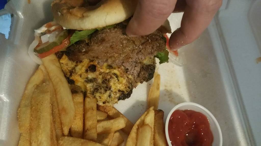 DickyDoos Bar-B-Que | restaurant | 1403 South St, Nacogdoches, TX 75964, USA | 9362054222 OR +1 936-205-4222