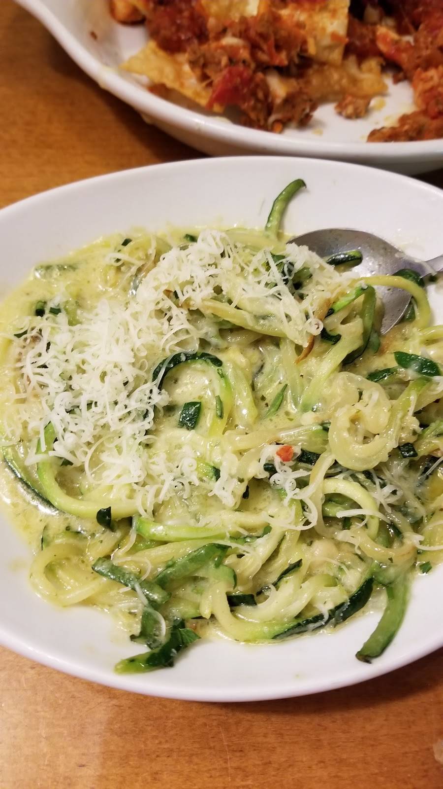 Olive Garden Italian Restaurant | meal takeaway | 2040 Cumming Hwy, Canton, GA 30115, USA | 7707046665 OR +1 770-704-6665