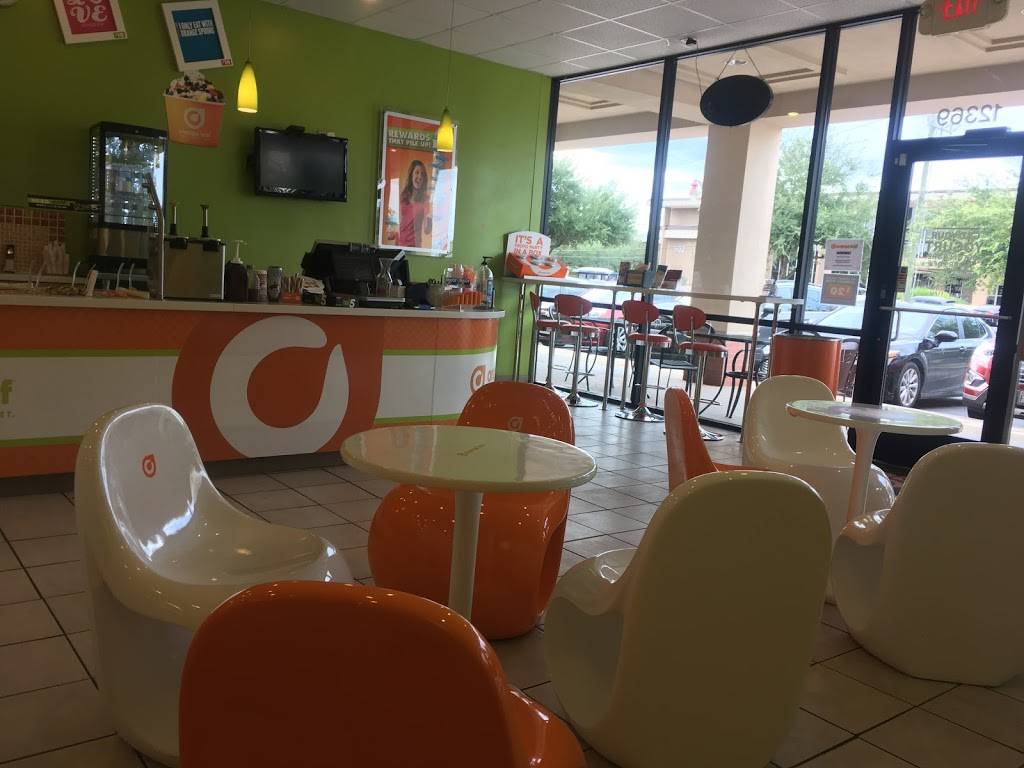 Orange Leaf Frozen Yogurt Memorial City | restaurant | 12369 Kingsride Ln, Houston, TX 77024, USA | 7134675323 OR +1 713-467-5323