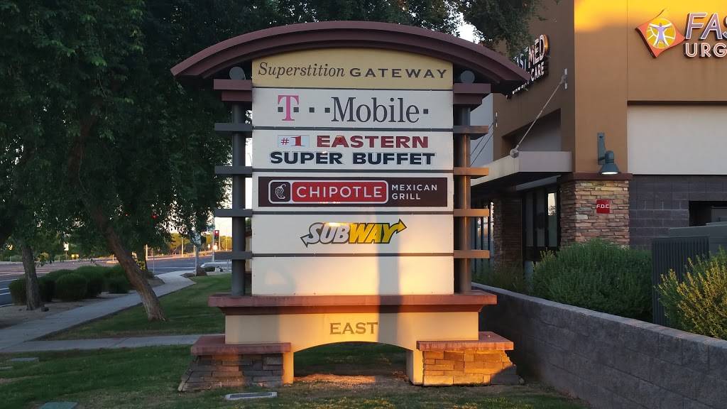 Subway Restaurants | restaurant | 1923 S Signal Butte Rd #104, Mesa, AZ 85209, USA | 4809843900 OR +1 480-984-3900