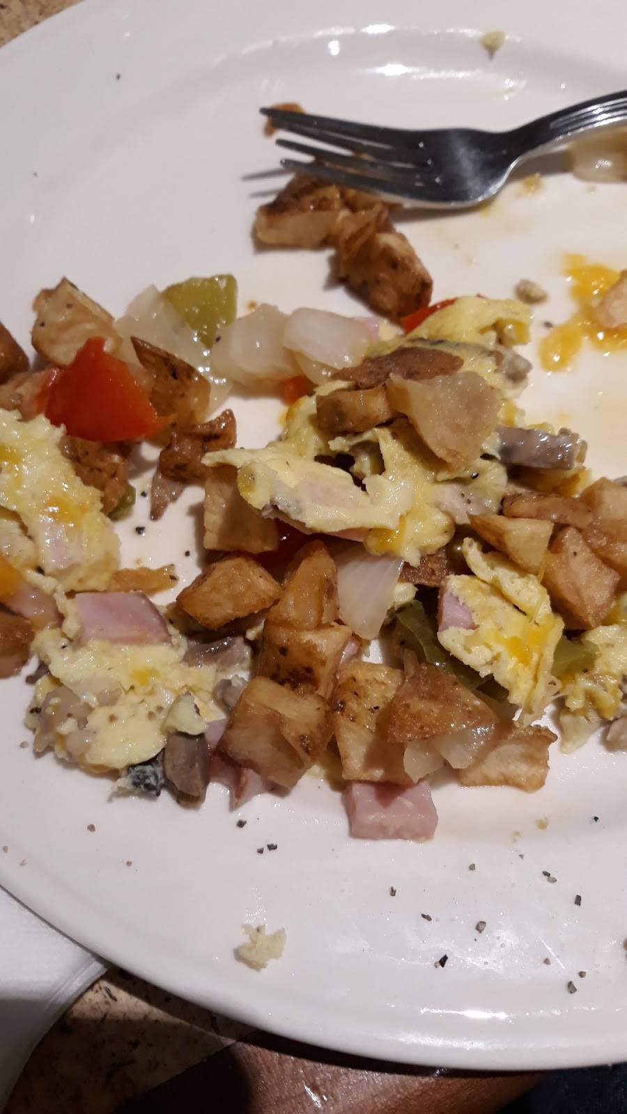 Grille 101 | restaurant | 101 McInnis Pkwy, San Rafael, CA 94903, USA | 4154995923 OR +1 415-499-5923