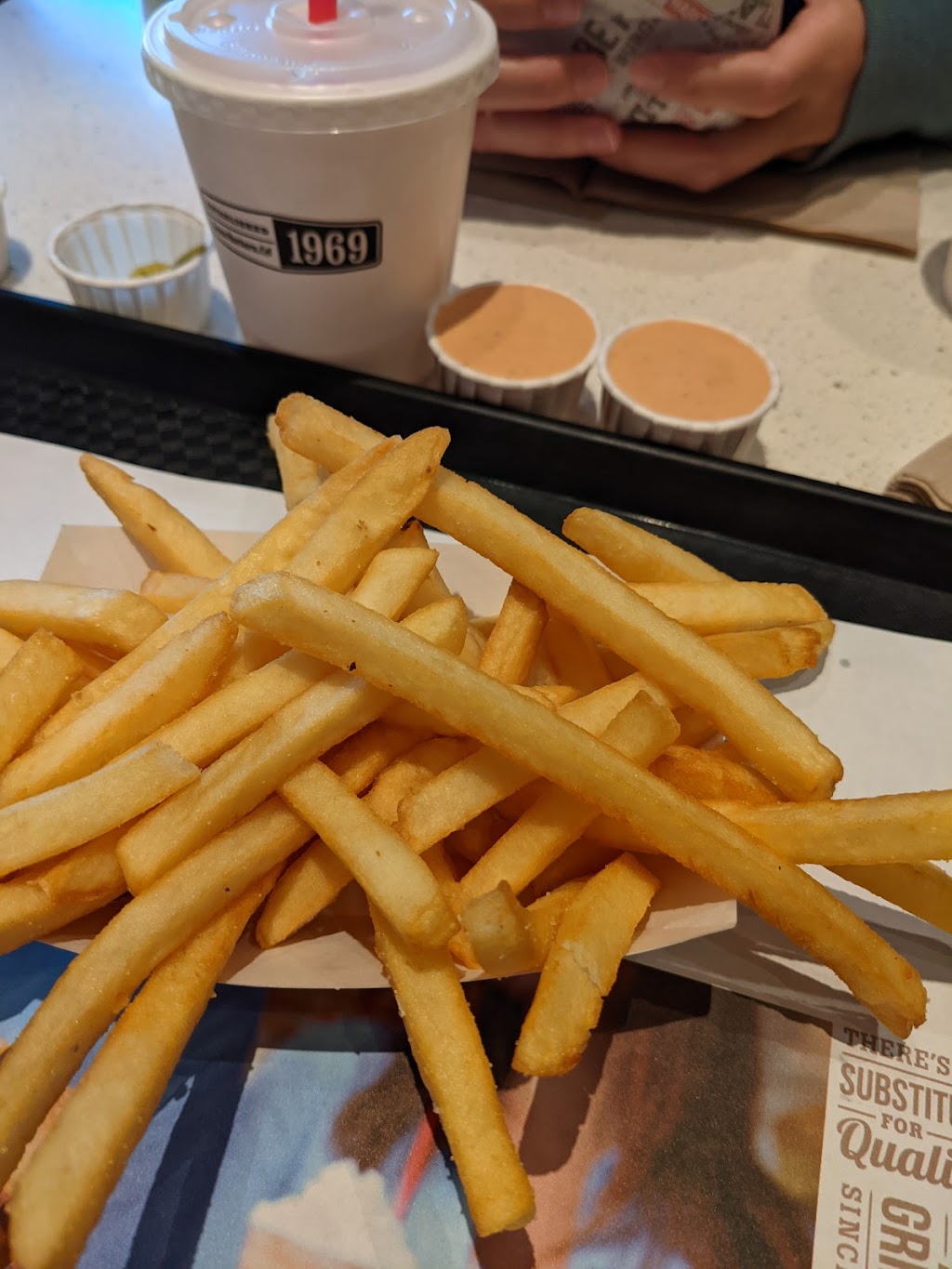 The Habit Burger Grill | restaurant | 15 S River Rd, St. George, UT 84790, USA | 4356733345 OR +1 435-673-3345