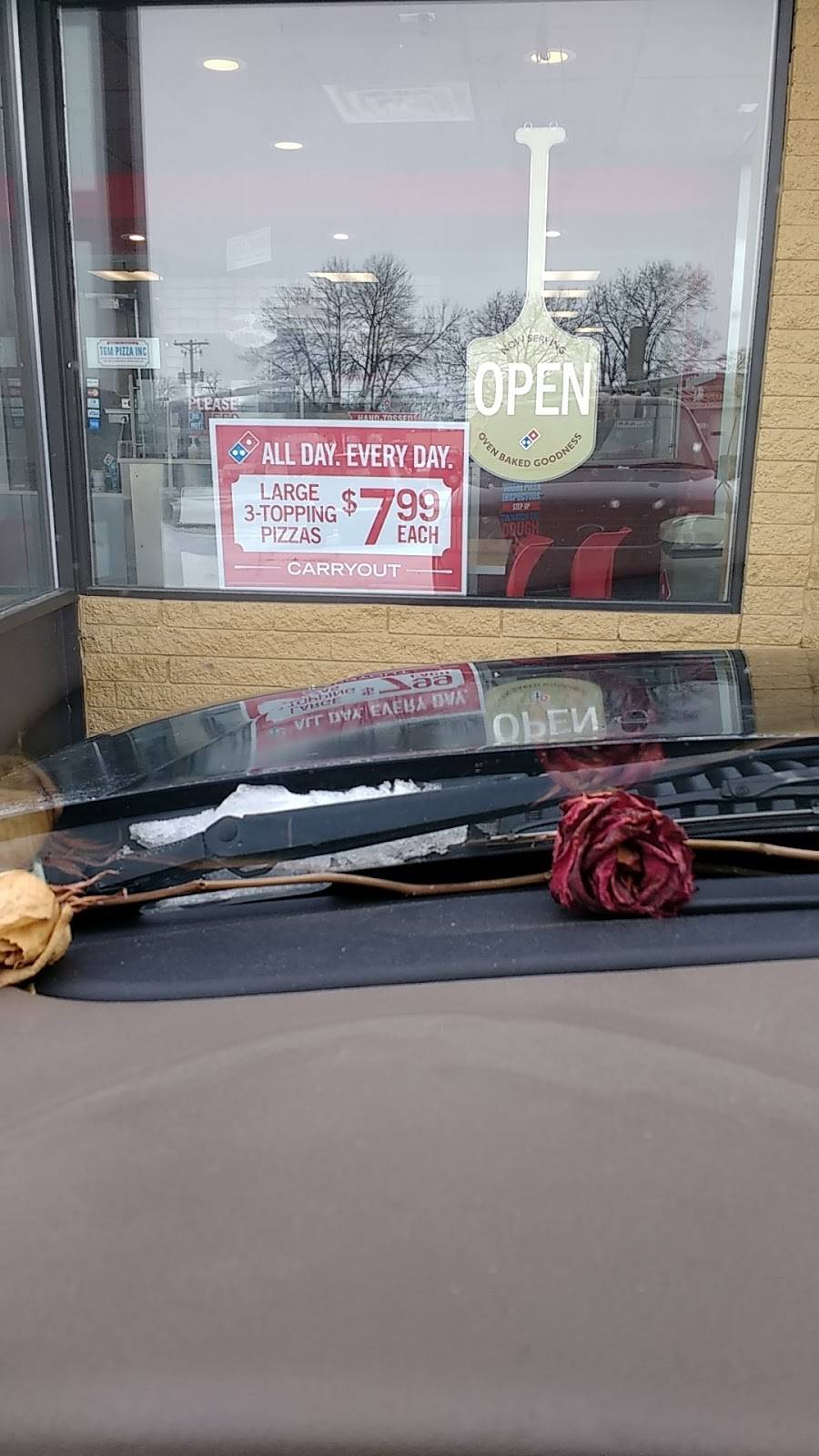 Dominos Pizza | meal delivery | 106 S Main St S, Austin, MN 55912, USA | 5074373030 OR +1 507-437-3030