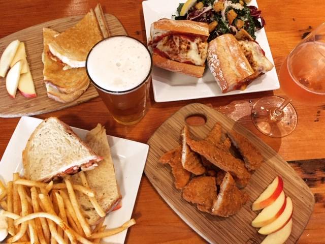 The Portland Bottle Shop | Sandwiches, Wine & Beer | restaurant | 7960 SE 13th Ave, Portland, OR 97202, USA | 5032325202 OR +1 503-232-5202