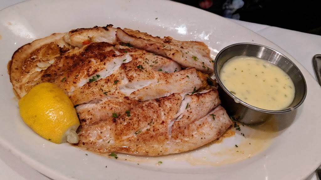 Ziggie & Mad Dogs | restaurant | 83000 Overseas Hwy, Islamorada, FL 33036, USA | 3056643391 OR +1 305-664-3391