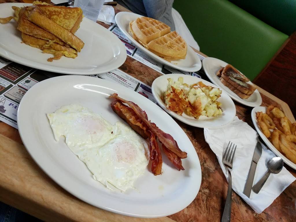 New Hartford Diner | restaurant | 141 Main St, New Hartford, CT 06057, USA | 8606936430 OR +1 860-693-6430