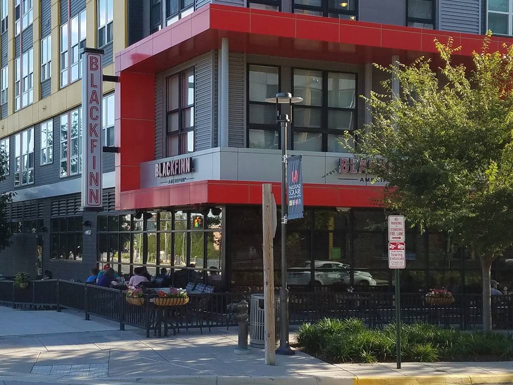Blackfinn Ameripub - Merrifield | restaurant | 2750 Gallows Rd, Vienna, VA 22180, USA | 7032070100 OR +1 703-207-0100