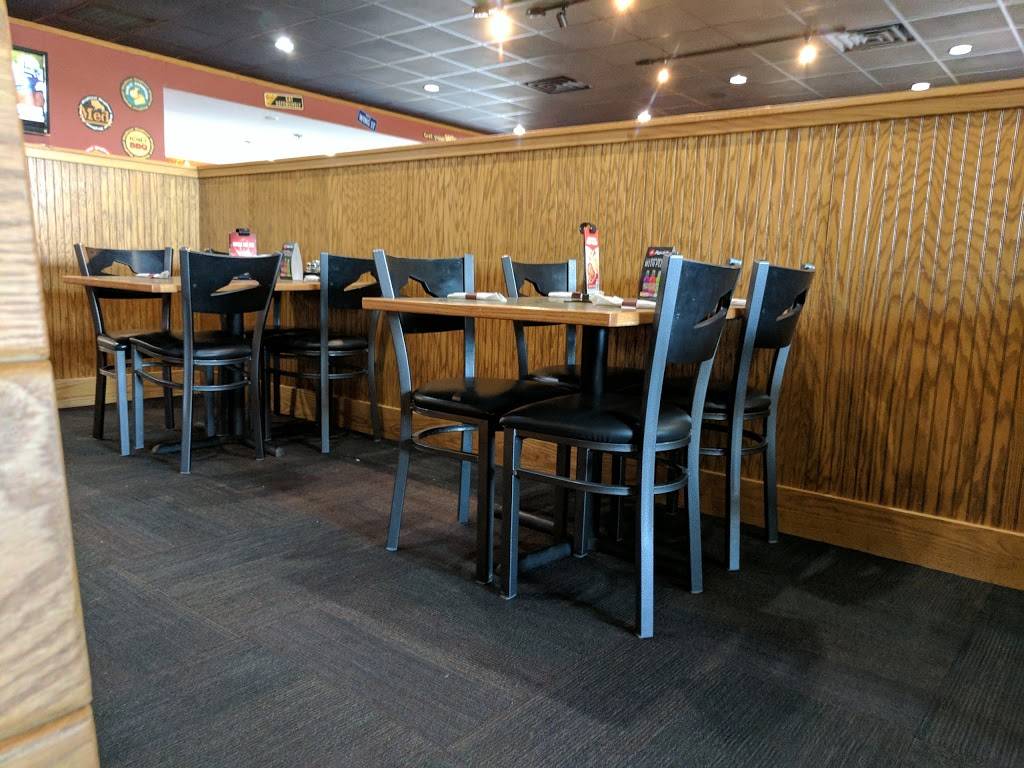 Pizza Hut | meal takeaway | 900 N Grand Ave, Mt Pleasant, IA 52641, USA | 3193858707 OR +1 319-385-8707