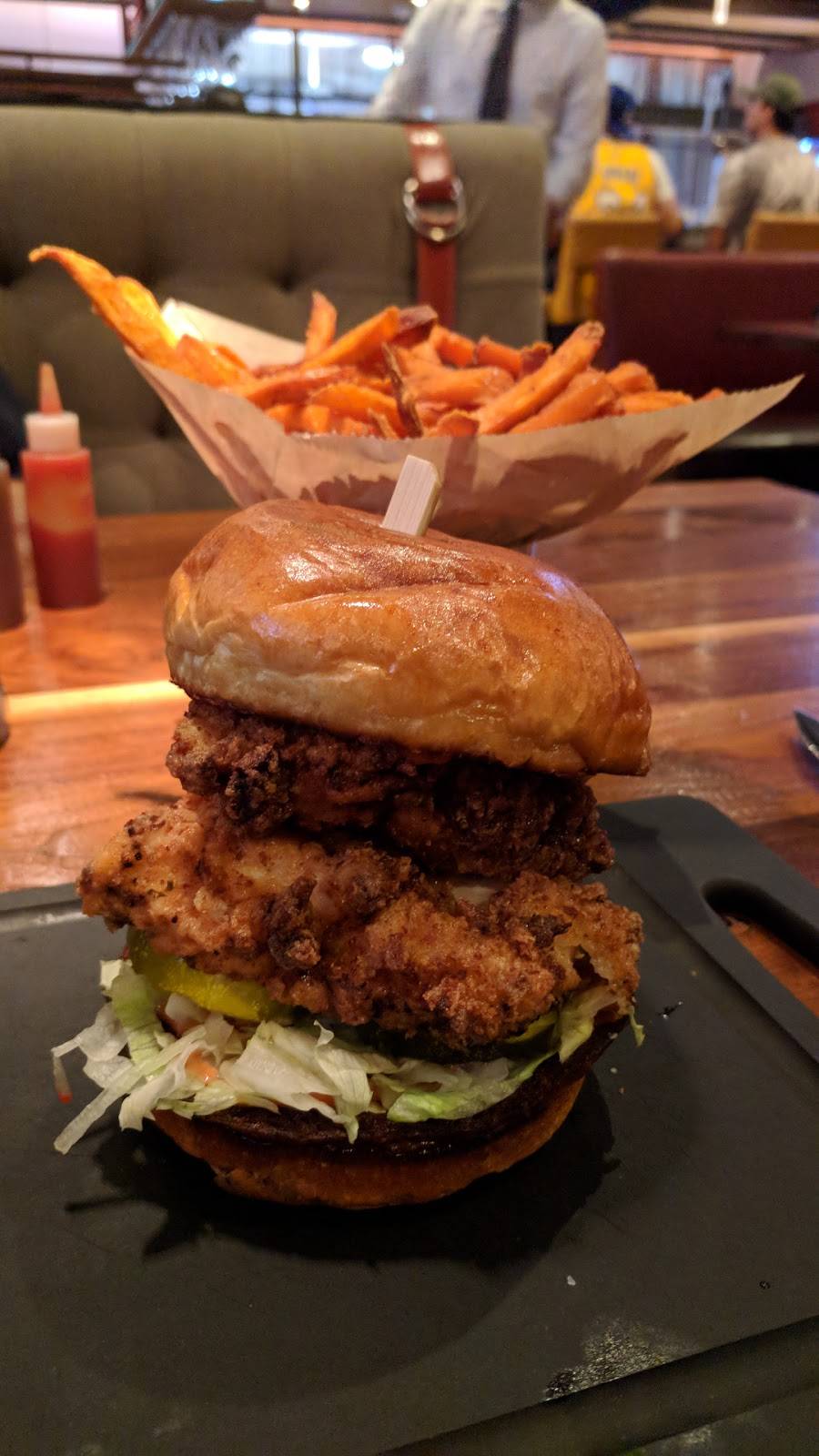 Del Friscos Grille | restaurant | 55 S Lake Ave Suite 150, Pasadena, CA 91101, USA | 6267659913 OR +1 626-765-9913