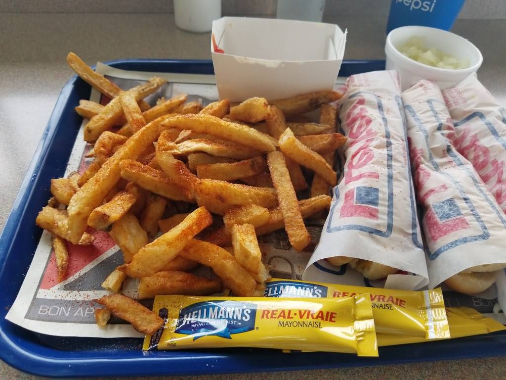 Anjou Patates | restaurant | 8100 Boul Henri-Bourassa E, Anjou, QC H1E 1P3, Canada | 5146484030 OR +1 514-648-4030