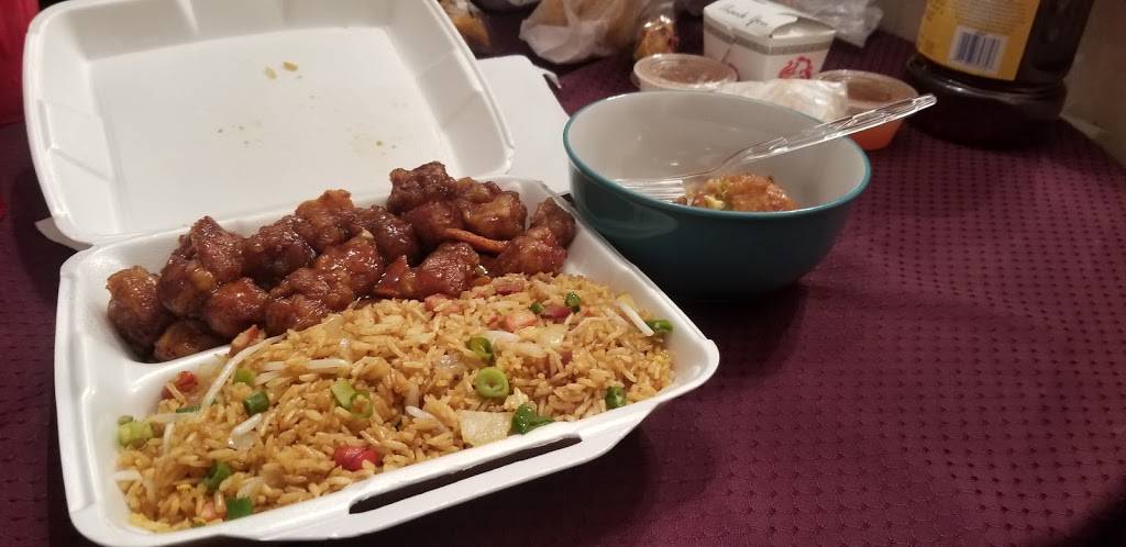 Wok N Roll | restaurant | 49 Park St, Ayer, MA 01432, USA | 9787724526 OR +1 978-772-4526