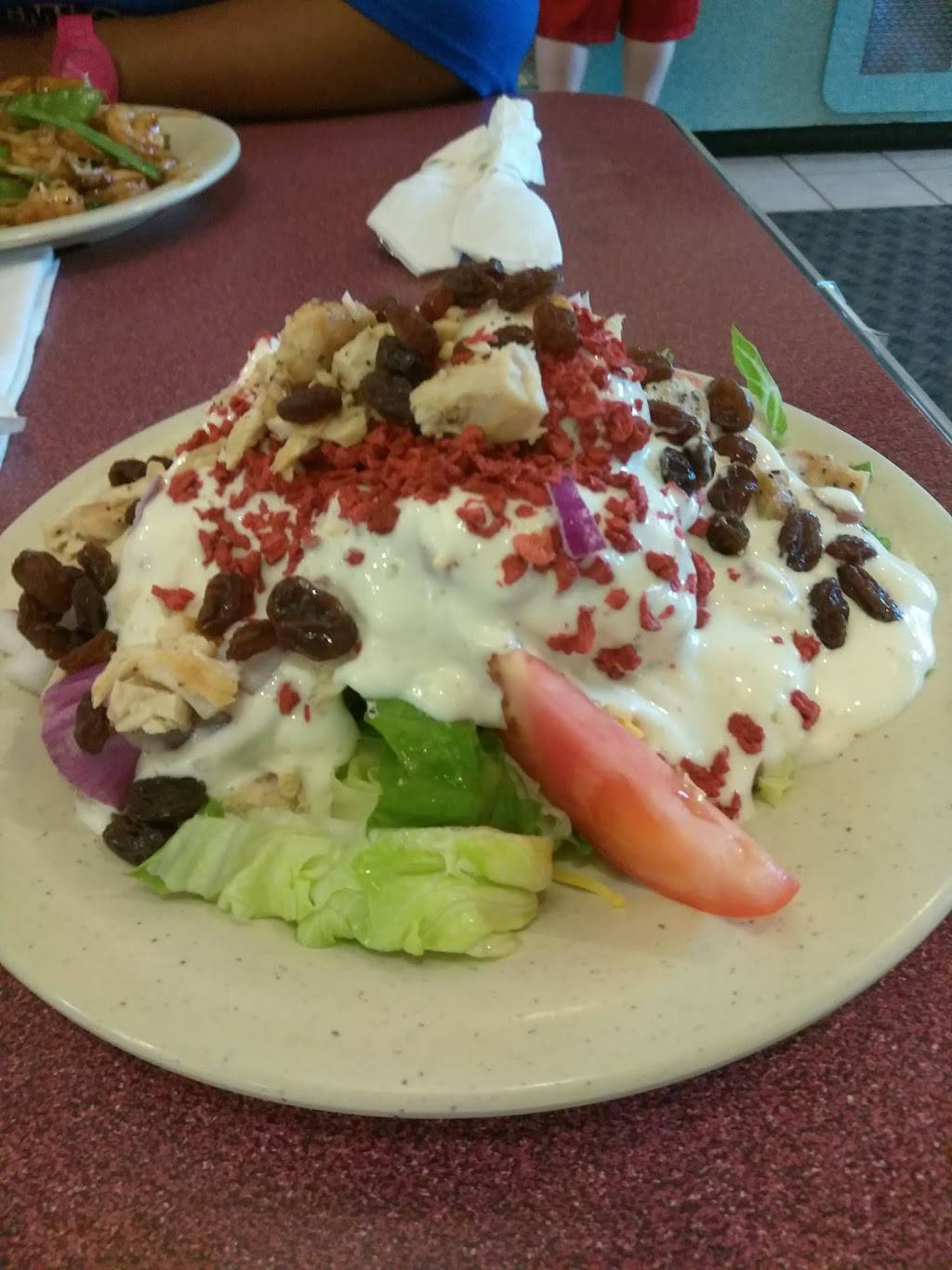 China Buffet | restaurant | 1207 S Main St, Sikeston, MO 63801, USA | 5734729899 OR +1 573-472-9899