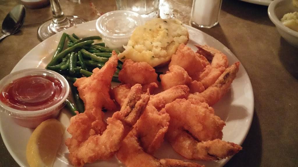 Sandpiper Restaurant | restaurant | 850 Rappahannock Dr, White Stone, VA 22578, USA | 8044356176 OR +1 804-435-6176