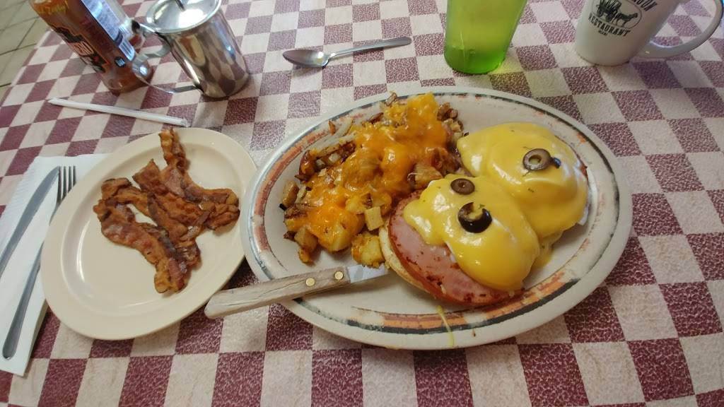 Chuck Wagon Restaurant | restaurant | 7355 Bird Rd, Miami, FL 33155, USA | 3052664979 OR +1 305-266-4979