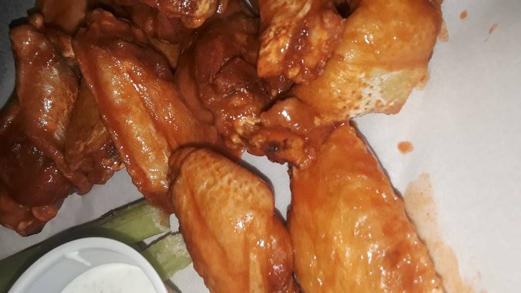 Nippers Grill & Tap | restaurant | 1772 E 116th St, Carmel, IN 46032, USA | 3178189980 OR +1 317-818-9980