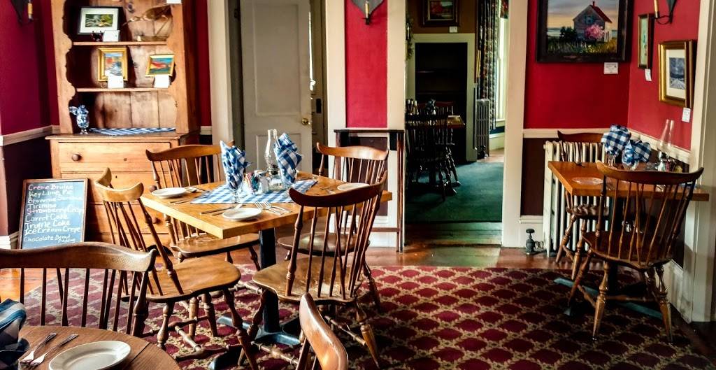Corner House Inn | restaurant | 22 Main St, Center Sandwich, NH 03227, USA | 6032846219 OR +1 603-284-6219