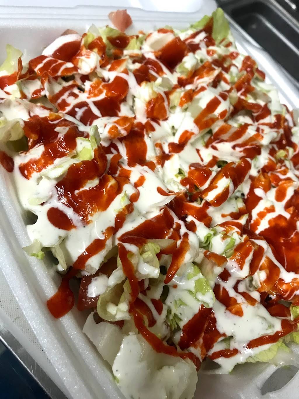 Crown Burgers | restaurant | 20449 Schaefer Hwy, Detroit, MI 48235, USA | 3138556565 OR +1 313-855-6565