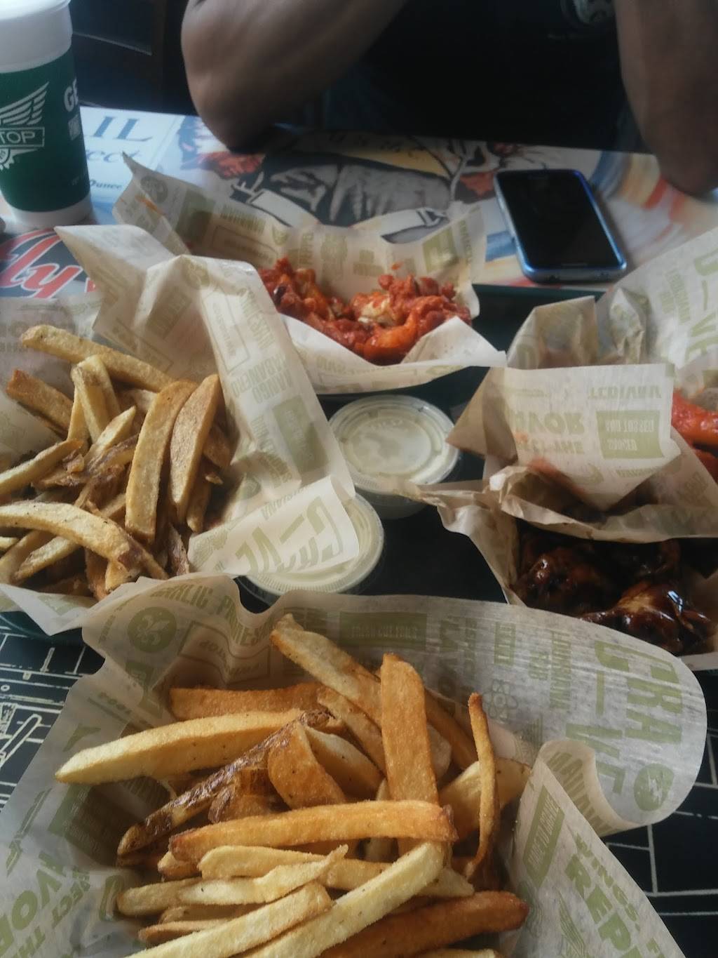 Wingstop | meal takeaway | 3686 E Main St, Whitehall, OH 43213, USA | 6142357700 OR +1 614-235-7700