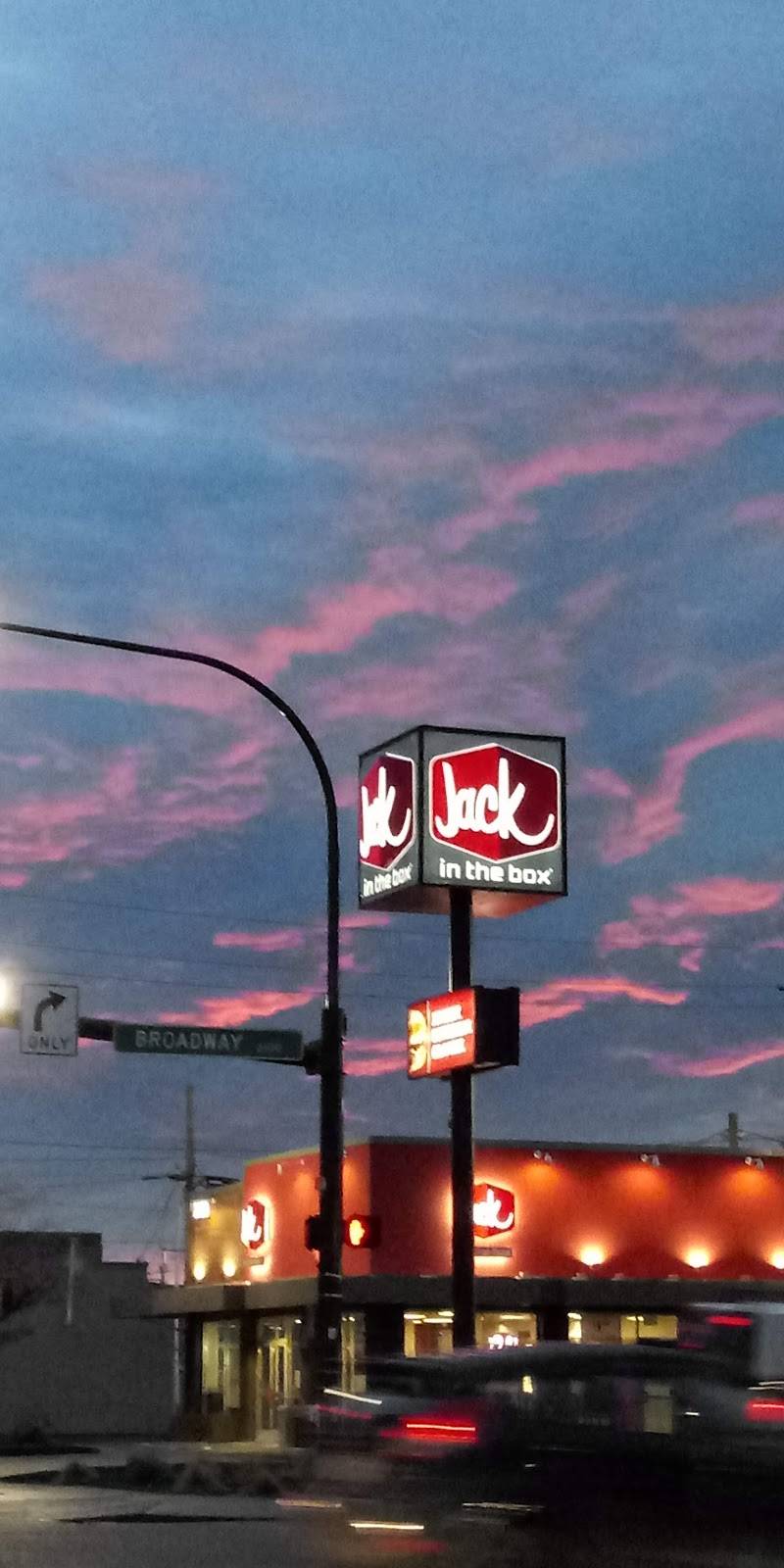 Jack in the Box | restaurant | 2106 Everett Ave, Everett, WA 98201, USA | 4252595283 OR +1 425-259-5283
