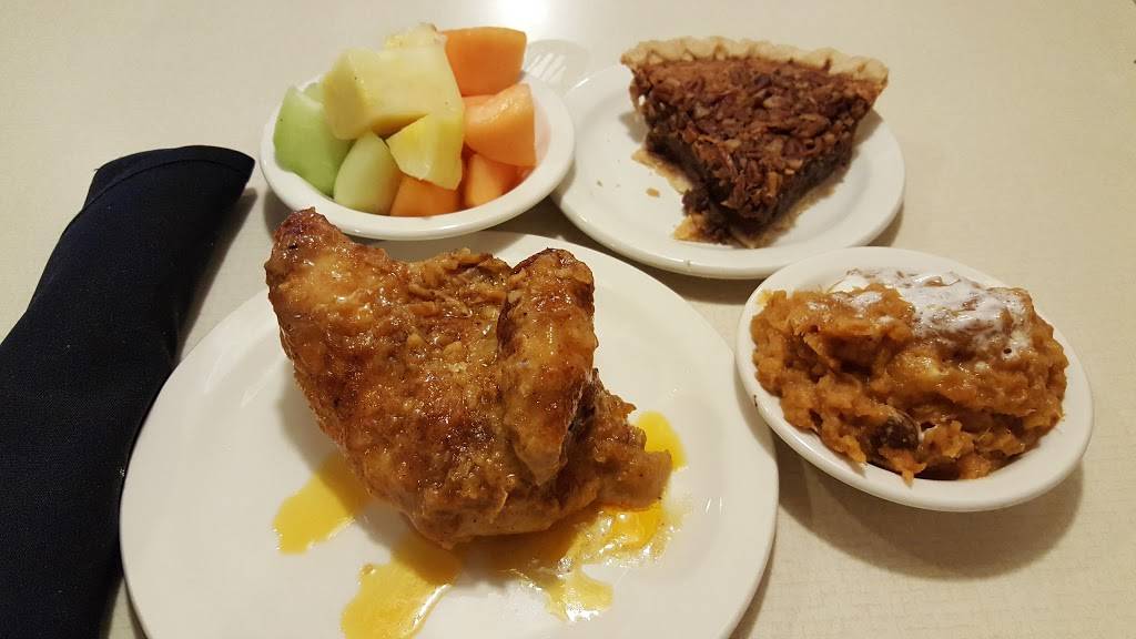 K&W Cafeterias | restaurant | 7525 Tidewater Dr Suite 48, Norfolk, VA 23505, USA | 7575887917 OR +1 757-588-7917