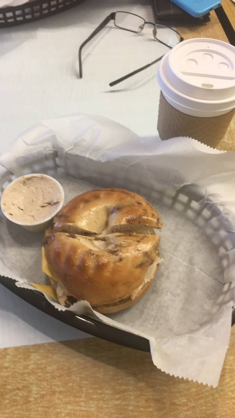 Blue Ridge Bagels | restaurant | 3493, 19327 Leesville Rd, Lynchburg, VA 24502, USA | 4342213952 OR +1 434-221-3952