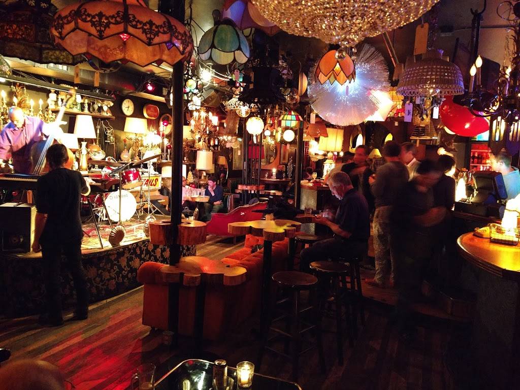 Light Club Lamp Shop | restaurant | 12 N Winooski Ave, Burlington, VT 05401, USA | 8026609346 OR +1 802-660-9346