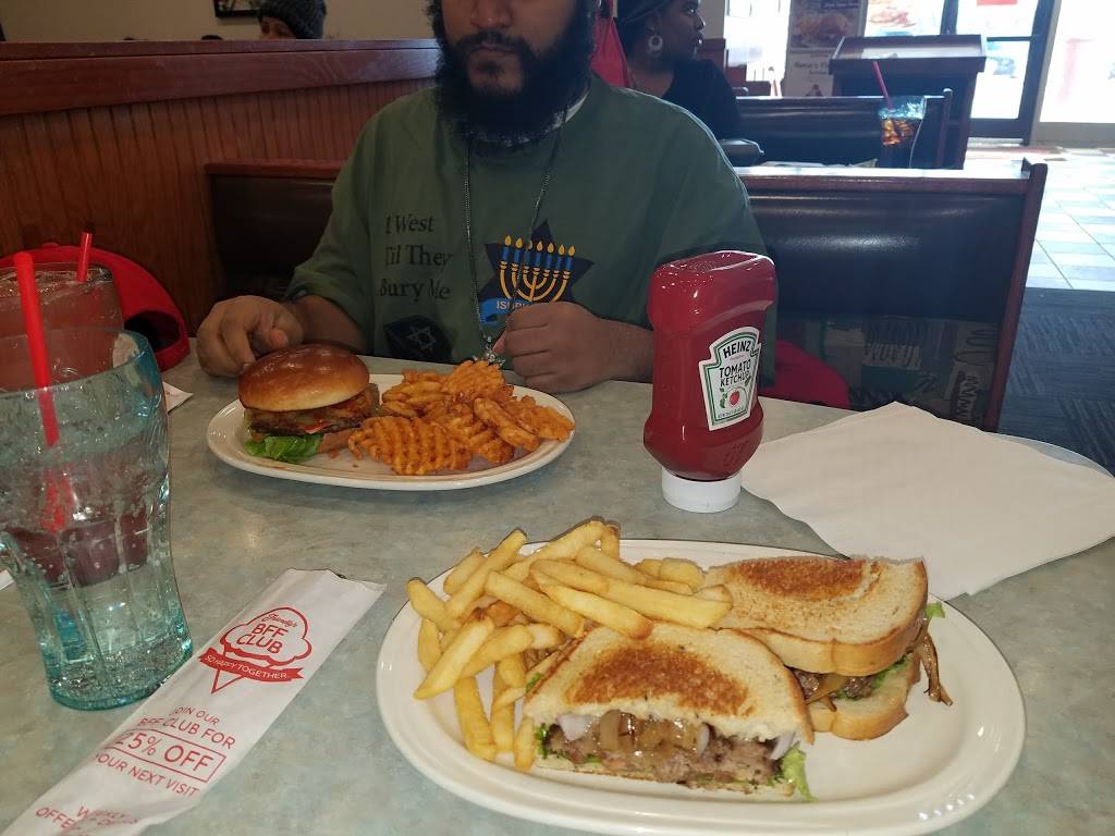 Friendlys | restaurant | 5331 Brandywine Pkwy, Wilmington, DE 19803, USA | 3024784975 OR +1 302-478-4975